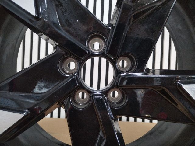 bontott VOLVO EX30 Alufelni (1 db)