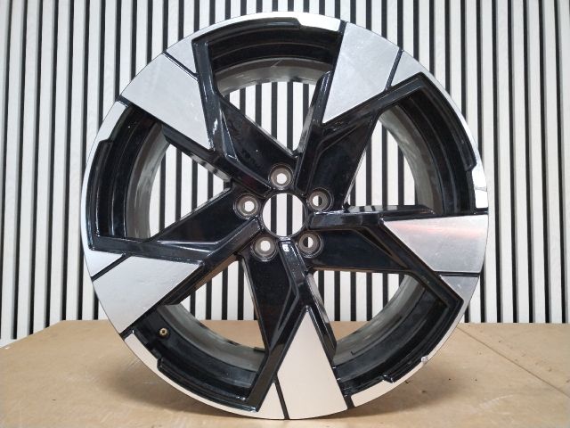 bontott VOLVO EX30 Alufelni (1 db)