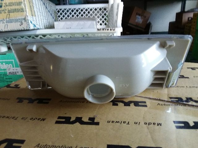 bontott VOLVO F 12 Sárvédő Irányjelző (Pozíciófüggetlen)