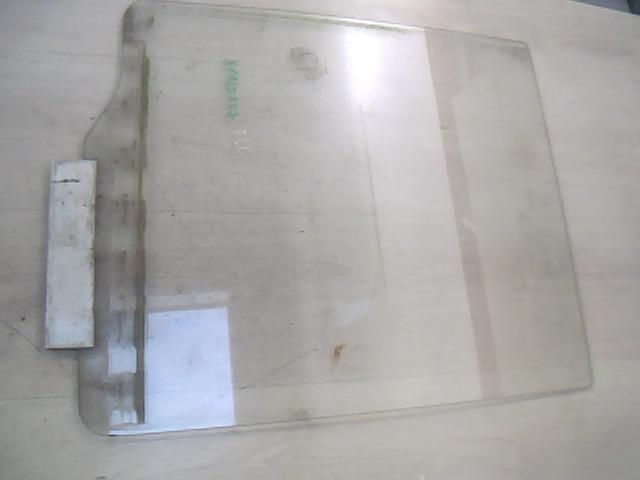 bontott VOLVO FLC Jobb első Ablak