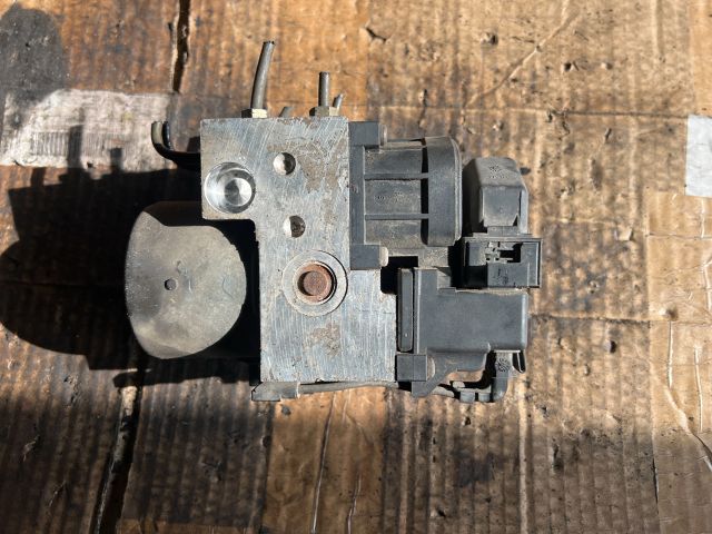 bontott VOLVO S40 ABS Kocka