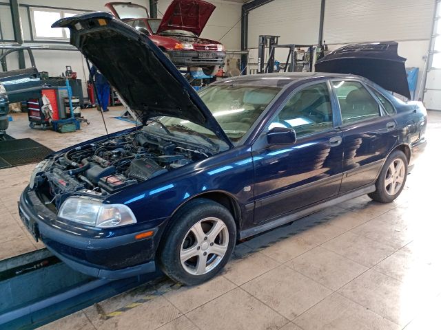 bontott VOLVO S40 Bal első Féknyereg Munkahengerrel