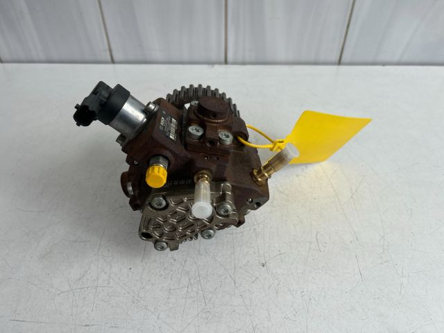 bontott VOLVO S40 Nagynyomású Szivattyú