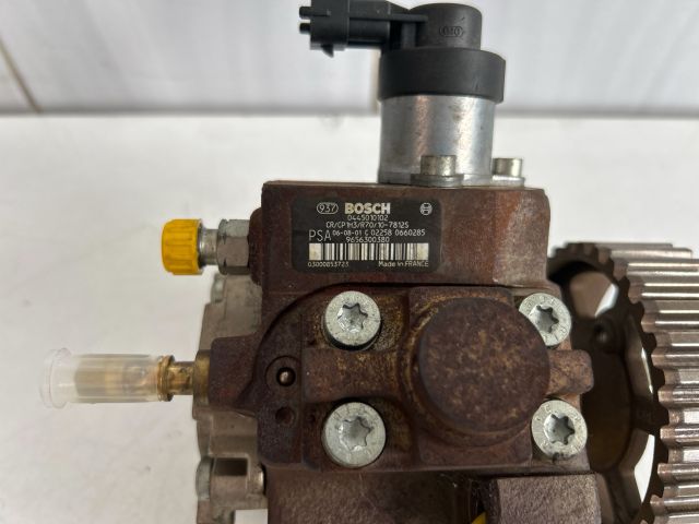 bontott VOLVO S40 Nagynyomású Szivattyú