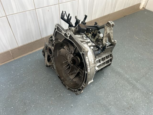 bontott VOLVO S40 Váltó (Mechanikus)