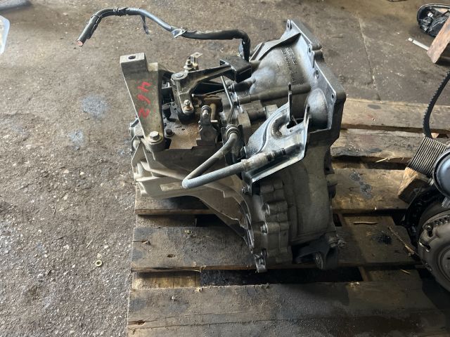 bontott VOLVO S40 Váltó (Mechanikus)