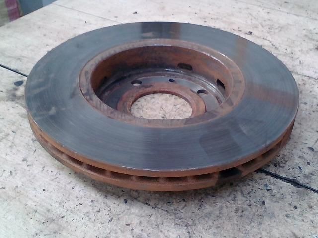 bontott VOLVO S40 Első Féktárcsa