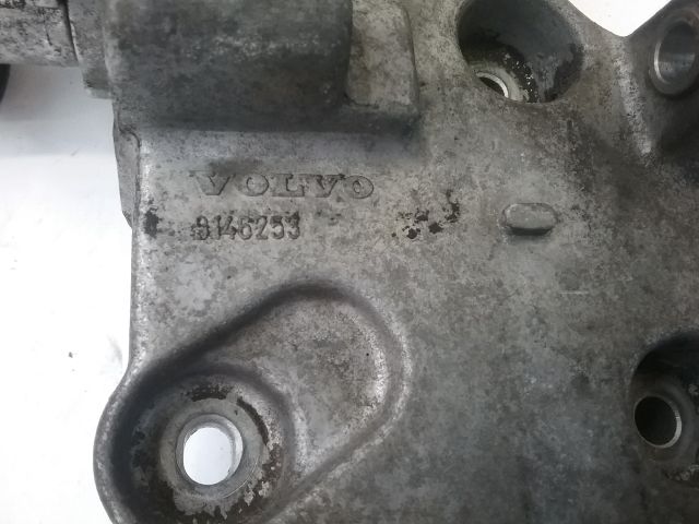 bontott VOLVO S40 Generátor Tartó Bak