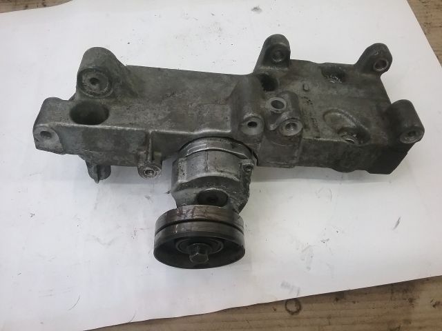 bontott VOLVO S40 Generátor Tartó Bak