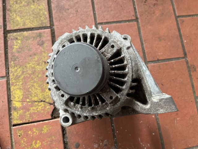 bontott VOLVO S40 Generátor