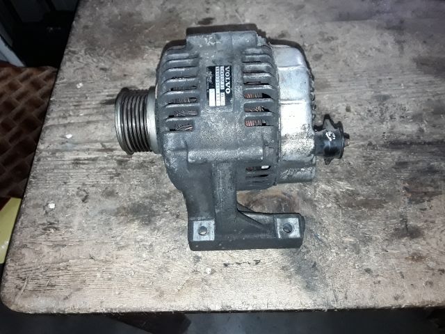 bontott VOLVO S40 Generátor