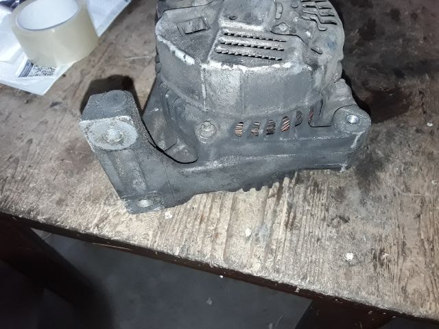 bontott VOLVO S40 Generátor