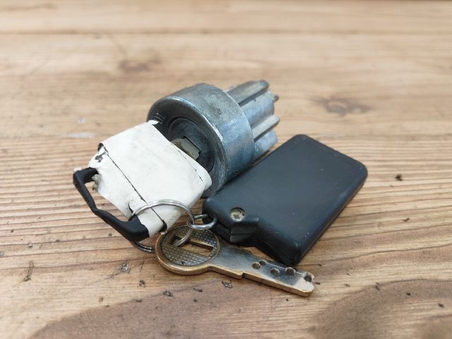 bontott VOLVO S40 Gyújtáskapcsoló