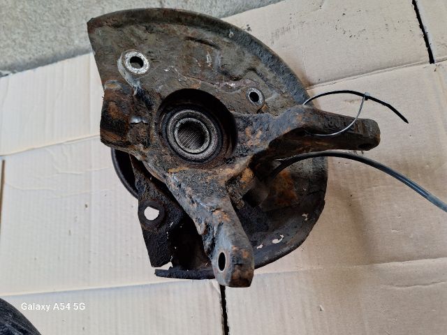 bontott VOLVO S40 Jobb első Kerékagy