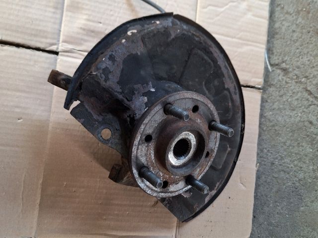 bontott VOLVO S40 Jobb első Kerékagy