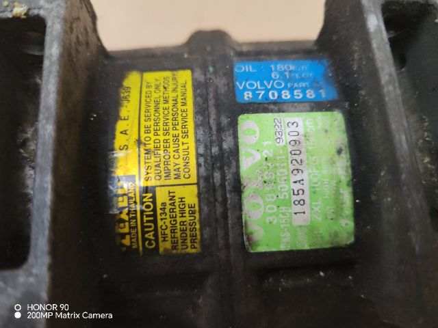 bontott VOLVO S40 Klímakompresszor