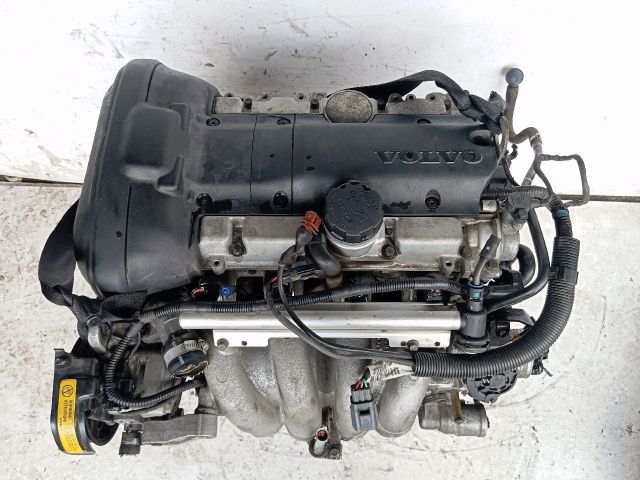 bontott VOLVO S40 Motor (Fűzött blokk hengerfejjel)