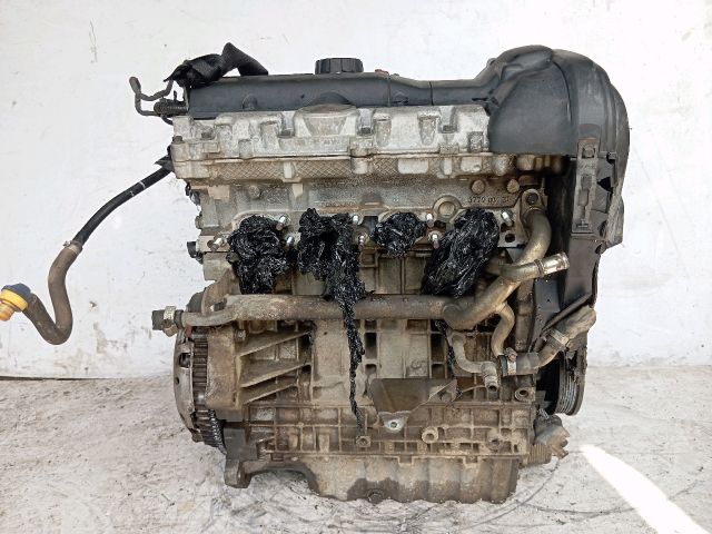 bontott VOLVO S40 Motor (Fűzött blokk hengerfejjel)