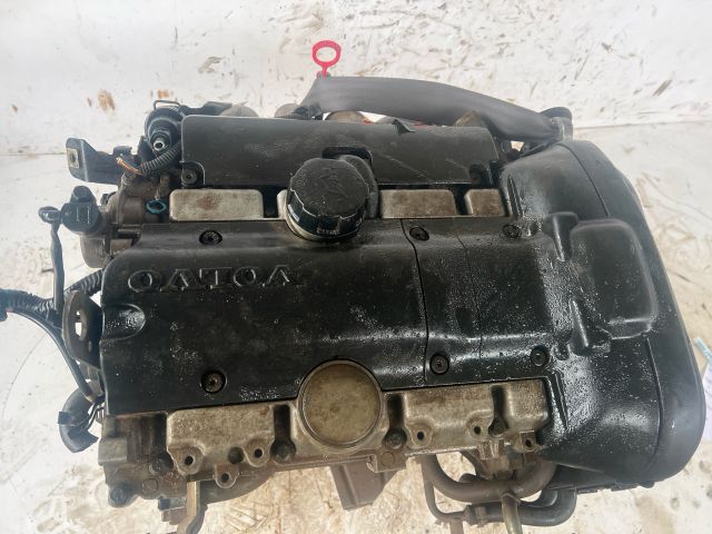 bontott VOLVO S40 Motor (Fűzött blokk hengerfejjel)