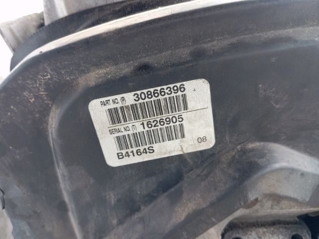 bontott VOLVO S40 Motor (Fűzött blokk hengerfejjel)