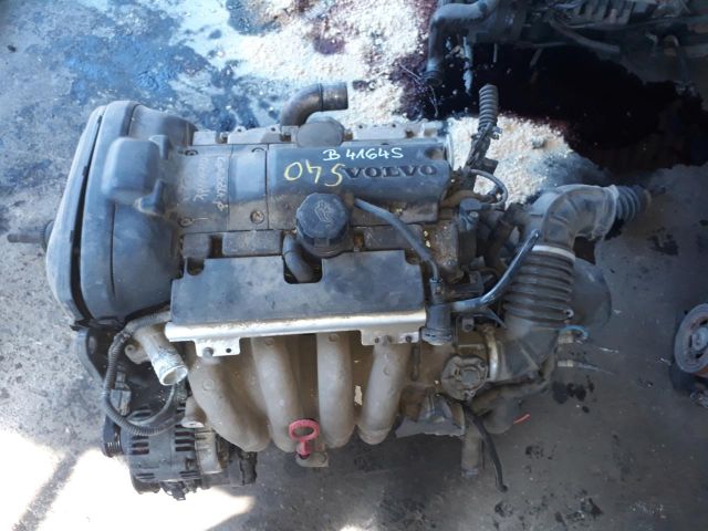 bontott VOLVO S40 Motor (Fűzött blokk hengerfejjel)