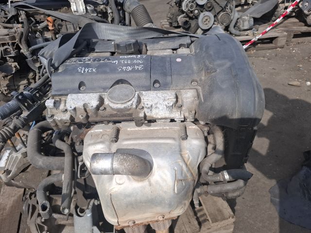 bontott VOLVO S40 Motor (Fűzött blokk hengerfejjel)