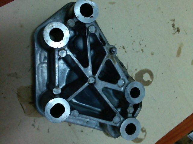 bontott VOLVO S40 Motor Tartó Bak (Fém)