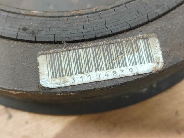 bontott VOLVO S40 Főtengely Szíjtárcsa