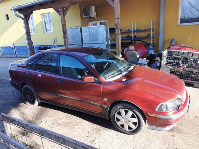 bontott VOLVO S40 Homlokfal (Üres lemez)