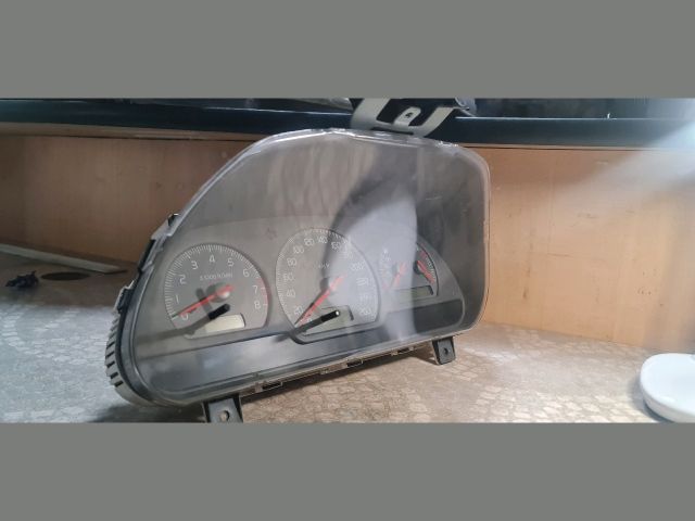bontott VOLVO S40 Kilométeróra