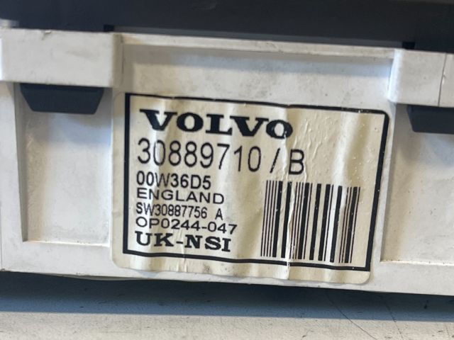 bontott VOLVO S40 Kilométeróra