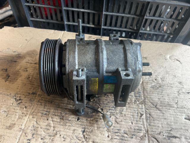 bontott VOLVO S40 Klímakompresszor