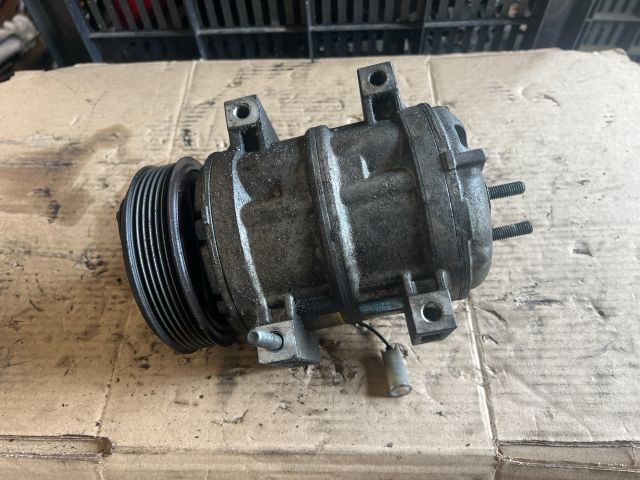 bontott VOLVO S40 Klímakompresszor