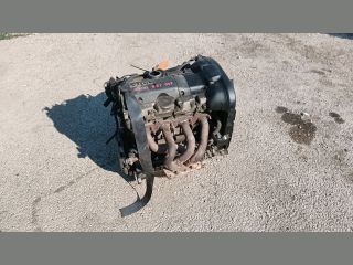 bontott VOLVO S40 Motor (Fűzött blokk hengerfejjel)