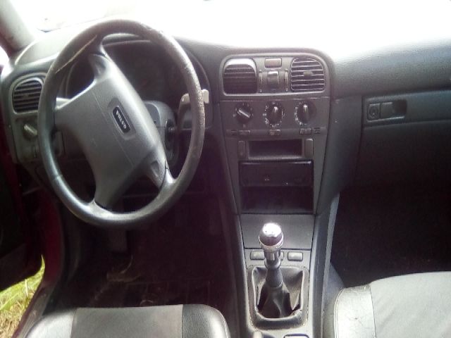 bontott VOLVO S40 Nívópálca