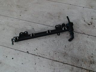 bontott VOLVO S40 Porlasztó Sor / Híd