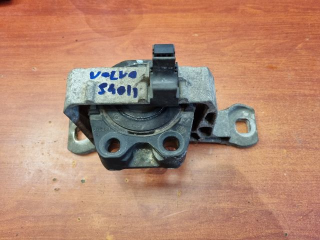 bontott VOLVO S40 Váltó Tartó Bak (Pozíciófüggetlen)