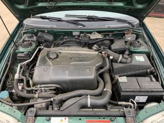 bontott VOLVO S40 Jobb első Csonkállvány Kerékaggyal