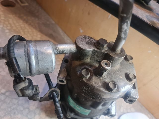 bontott VOLVO S40 Klímakompresszor