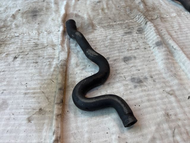 bontott VOLVO S40 Vízcső