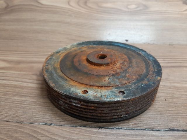 bontott VOLVO S40 Főtengely Szíjtárcsa