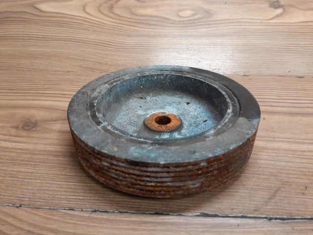 bontott VOLVO S40 Főtengely Szíjtárcsa