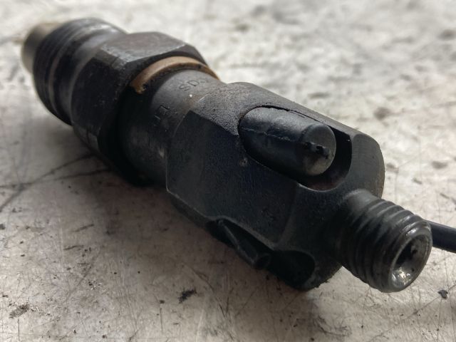 bontott VOLVO S40 Porlasztó (1 db)