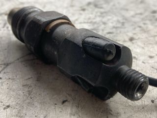 bontott VOLVO S40 Porlasztó (1 db)