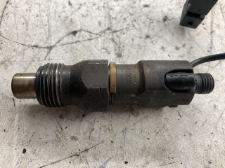 bontott VOLVO S40 Porlasztó (1 db)