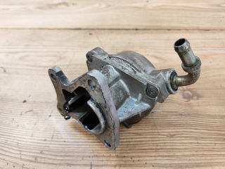 bontott VOLVO S40 Vákumpumpa