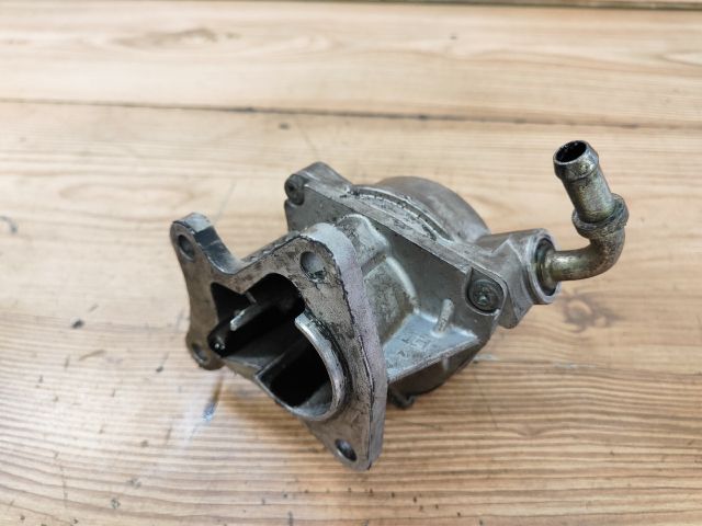 bontott VOLVO S40 Vákumpumpa