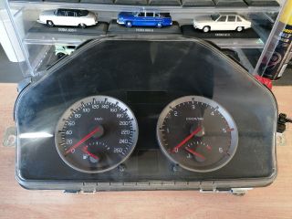 bontott VOLVO S40 Kilométeróra