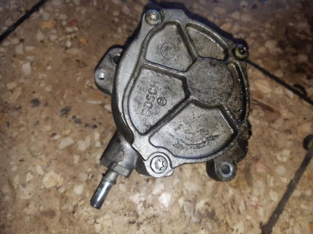 bontott VOLVO S40 Vákumpumpa