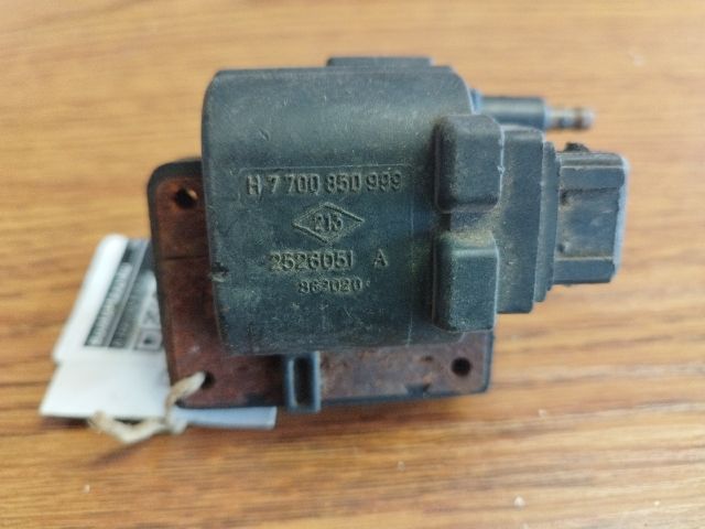 bontott VOLVO S40 Gyújtótrafó